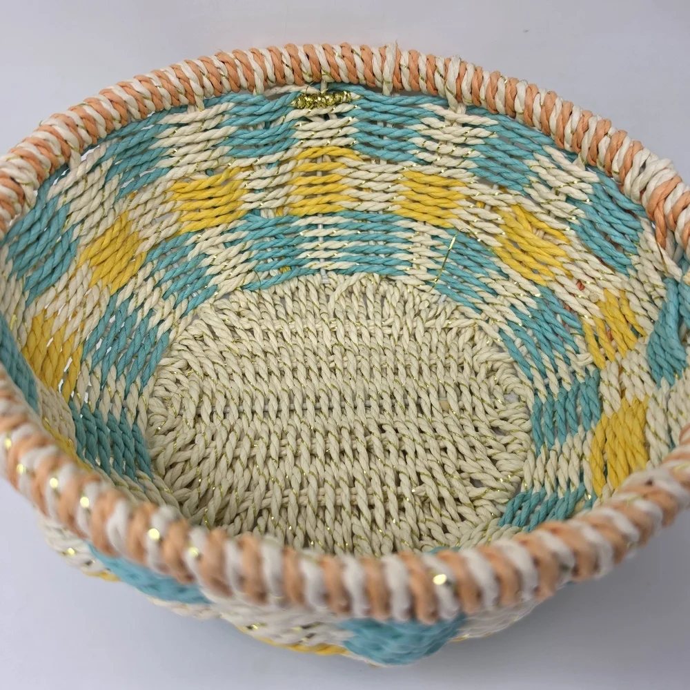 Basket Woven Round 9